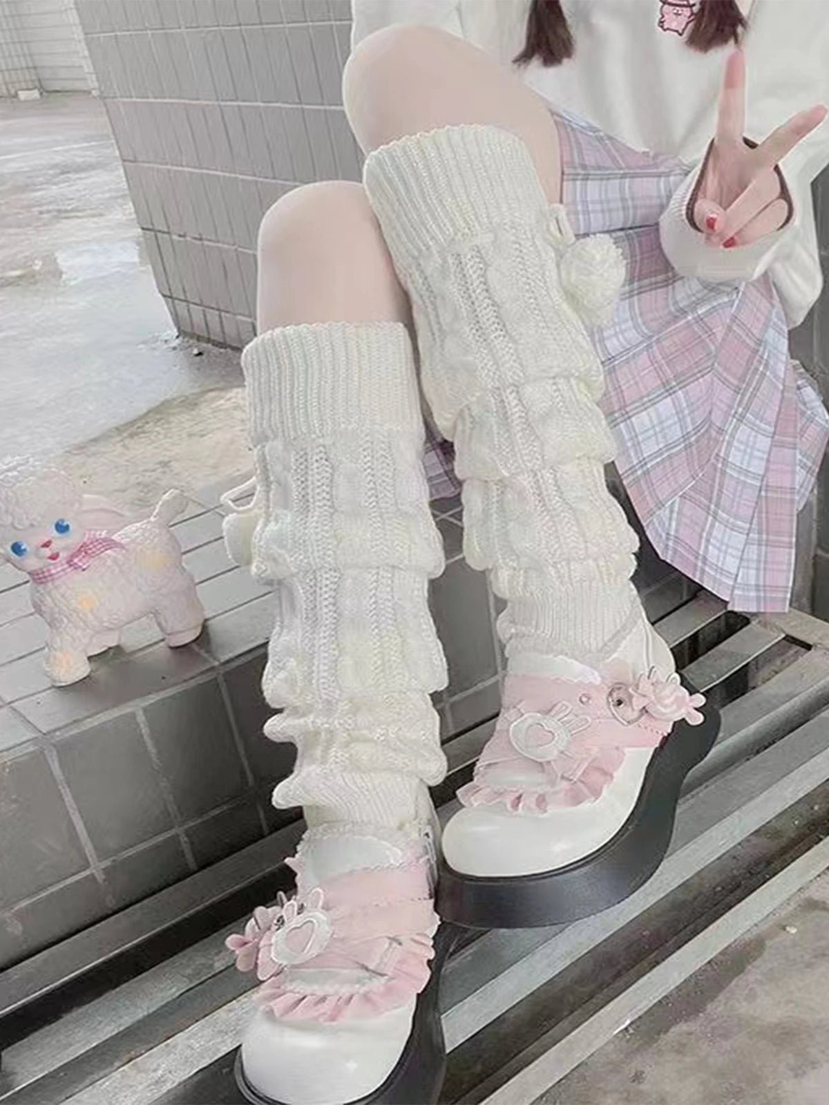 Women's Fashion Cute Knit Mid-Calf Socks