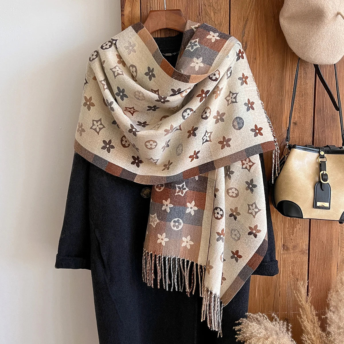 lookbook image shop_this_look_amDhCa