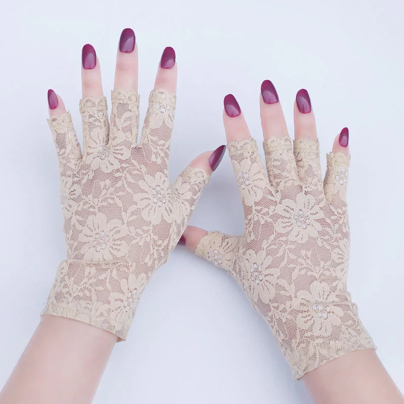 Women's Short Floral Lace Half Finger Sun Protection Gloves