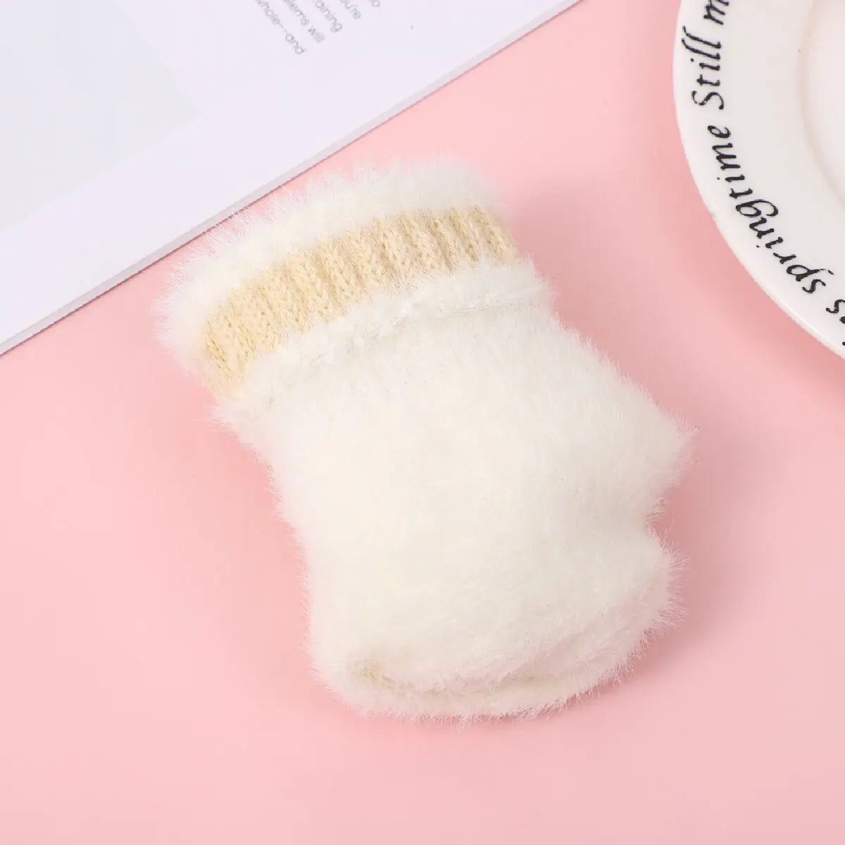 Women's Fashion Cat Paw Plush Fingerless Winter Gloves