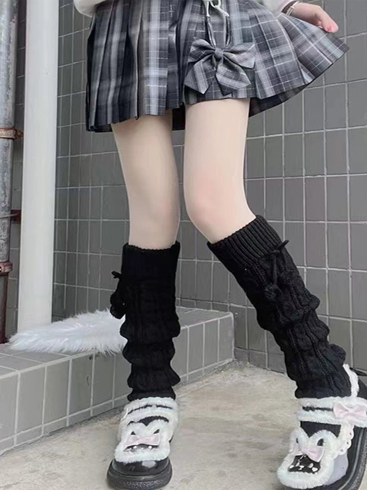Women's Fashion Cute Knit Mid-Calf Socks