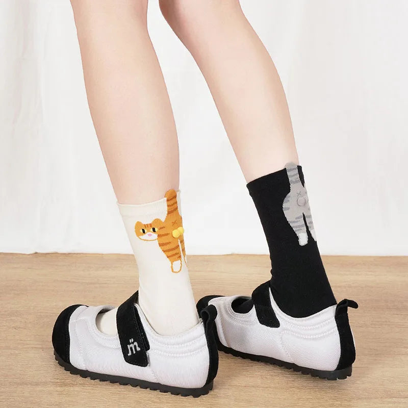 Women's Cartoon Cat Breathable Cotton Mid Socks