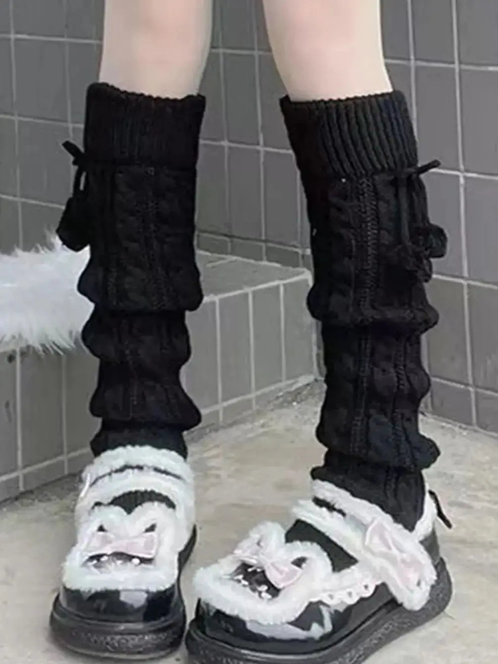 Women's Fashion Cute Knit Mid-Calf Socks