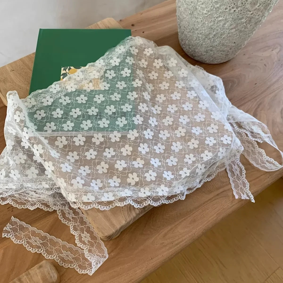 Women's Floral Lace Sweet Triangle Bandana Scarf