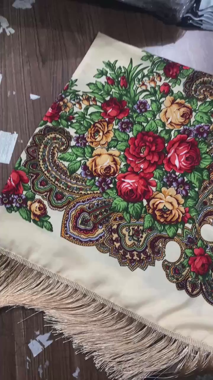 Women's Retro Floral Print Fringed Square Scarf 90x90cm